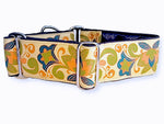 Load image into Gallery viewer, Trumpet Flower on Beige  - Martingale Dog Collar or Buckle Dog Collar - 2&quot; Wide Dog Collar
